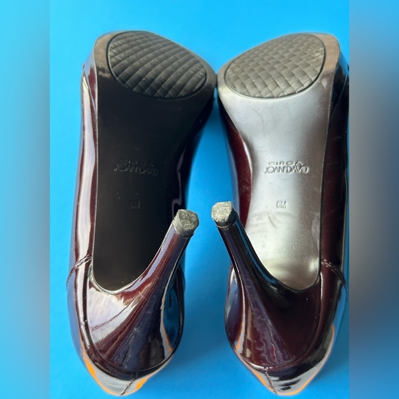 Vintage Circa Joan & David Dark Maroon Leather Heels Gold Brushed Buckle Size 6 - Picture 11 of 12